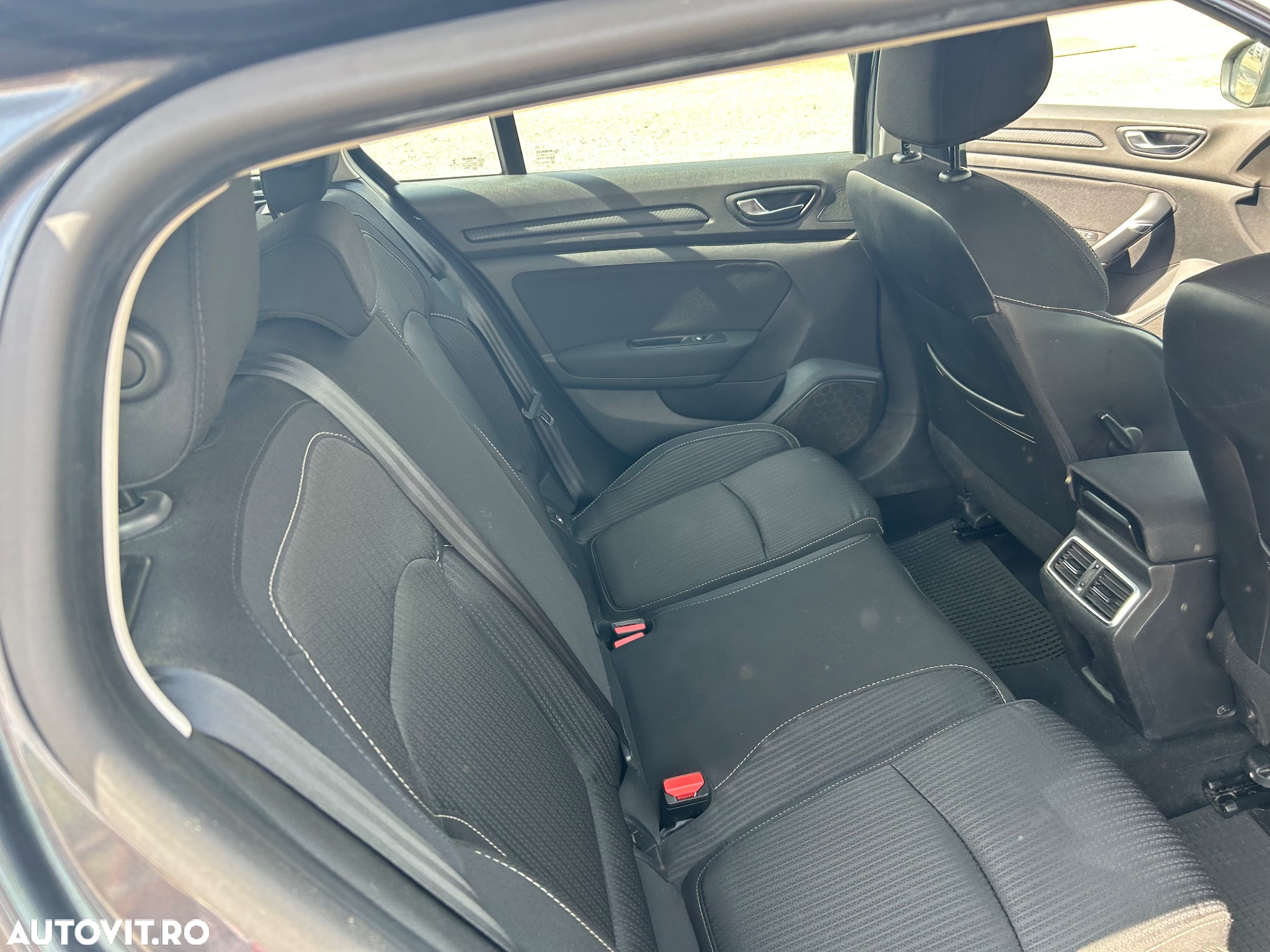 Renault Megane ENERGY dCi 110 EDC BUSINESS - 15