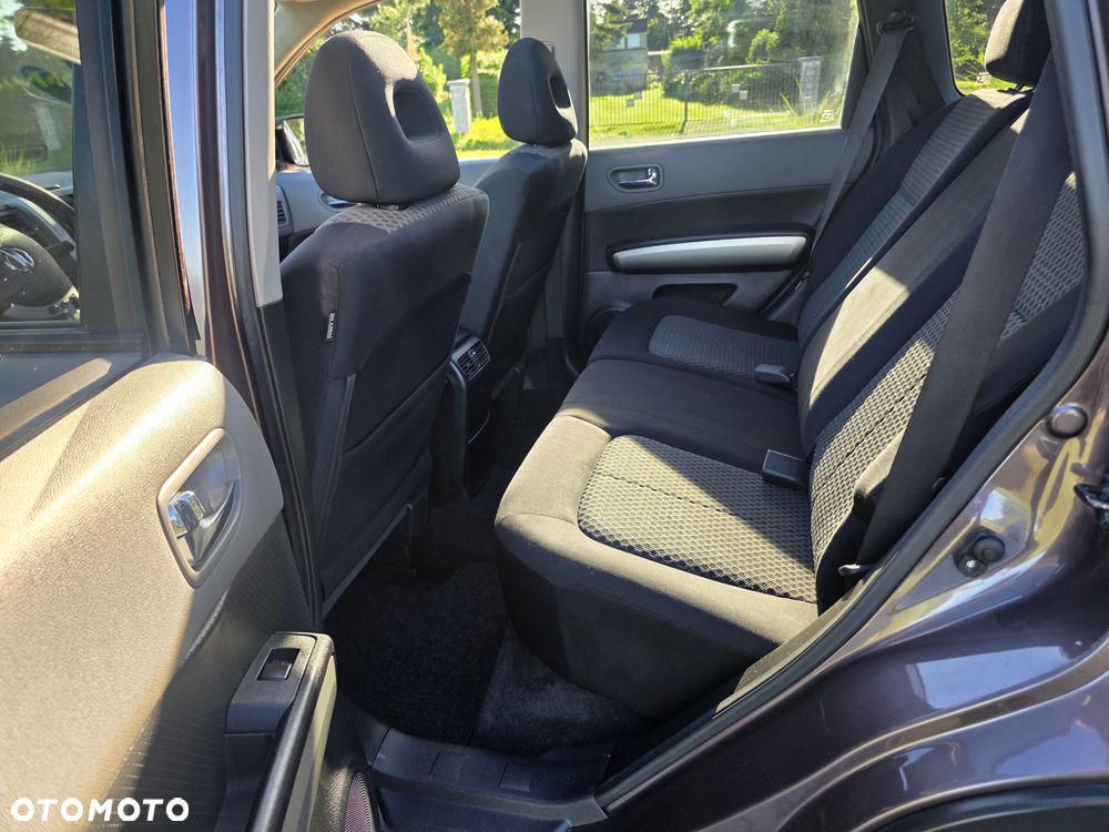 Nissan X-Trail - 10