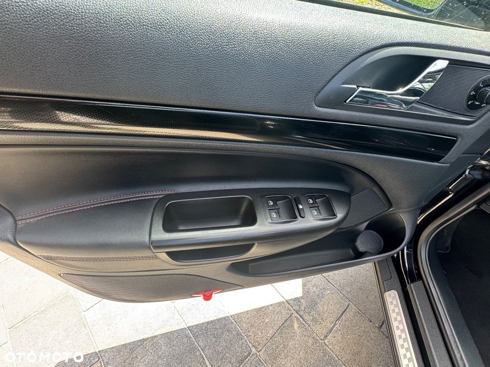 Skoda Octavia 2.0 TDI DPF RS DSG - 11
