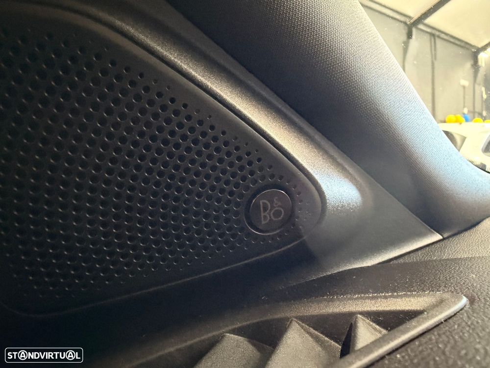 Ford Puma 1.0 EcoBoost MHEV ST-Line X - 24