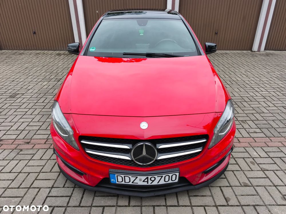 Mercedes-Benz Klasa A 180 (BlueEFFICIENCY) 7G-DCT AMG Sport - 4