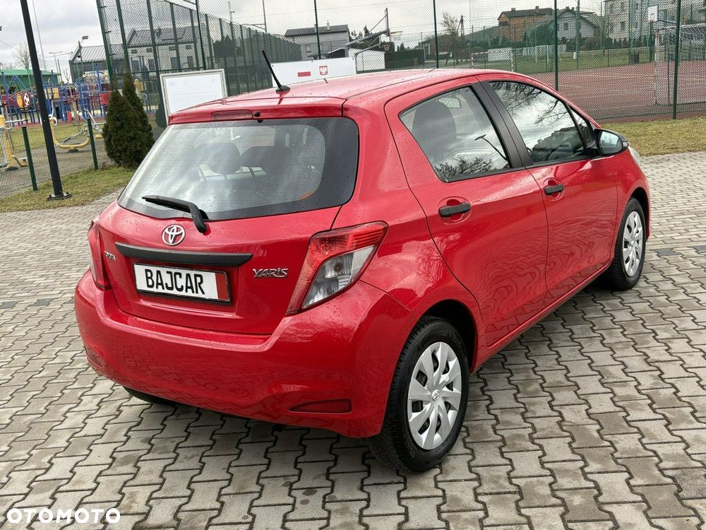 Toyota Yaris - 7