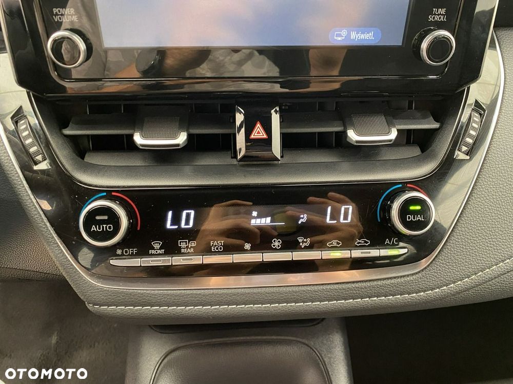 Toyota Corolla - 21