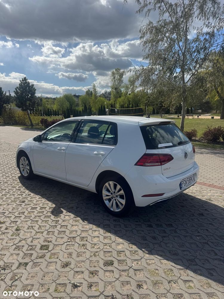 Volkswagen Golf - 9
