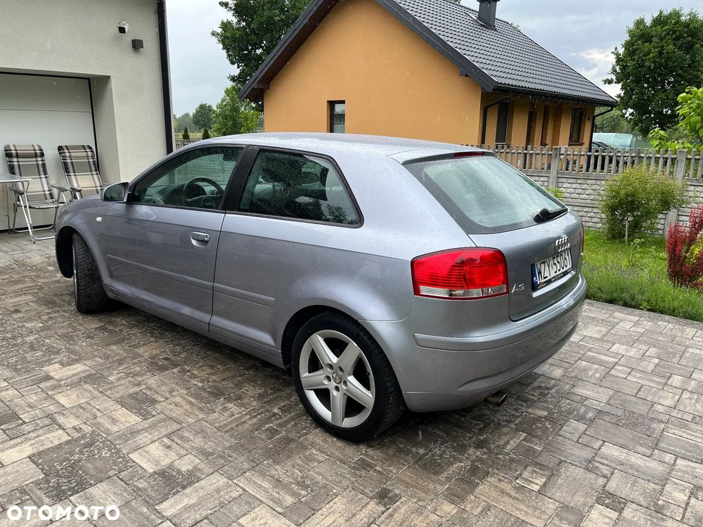 Audi A3 3-drzwiowe 1.6 Ambiente - 7