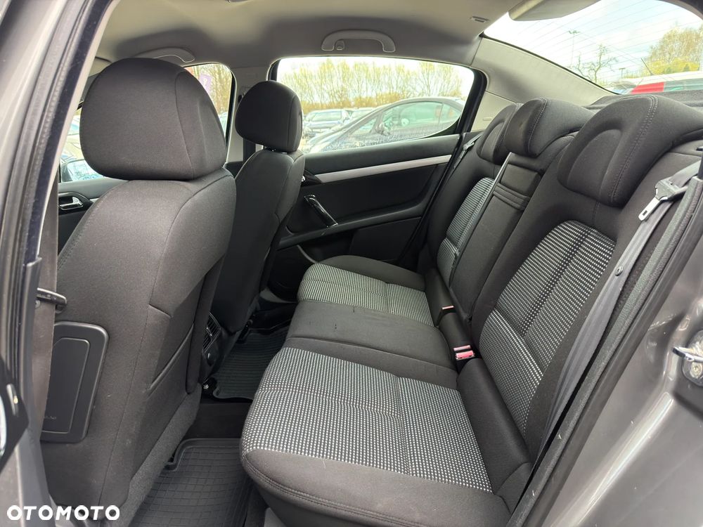 Peugeot 407 2.0 Premium - 28