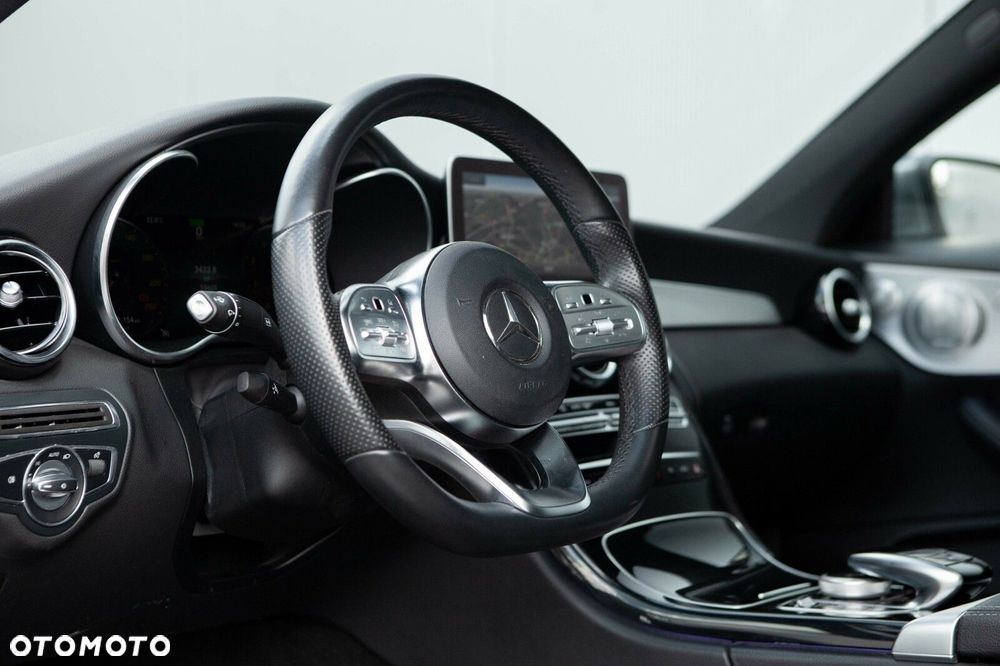 Mercedes-Benz Klasa C 200 4MATIC 9G-TRONIC - 19
