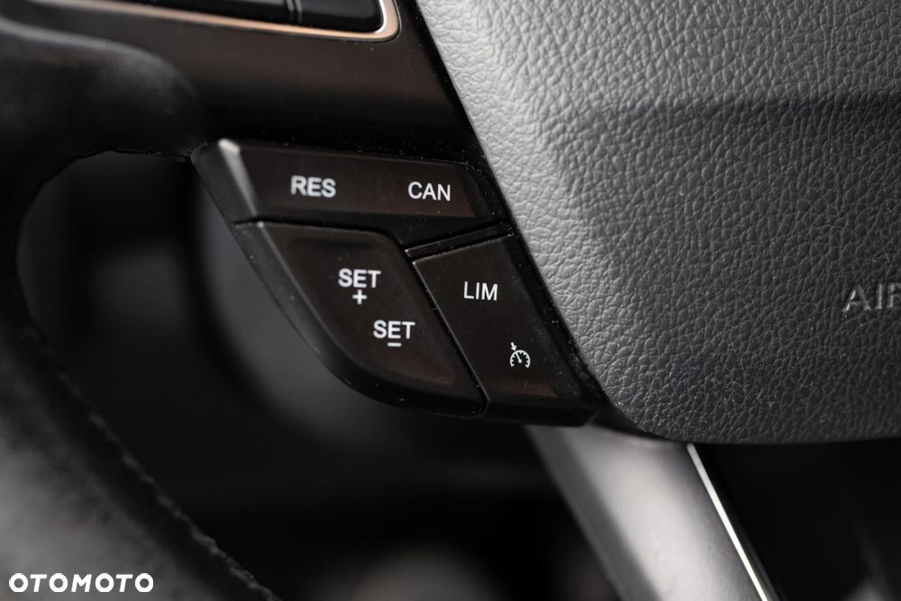 Ford Focus 2.0 TDCi SYNC Edition ASS PowerShift - 24