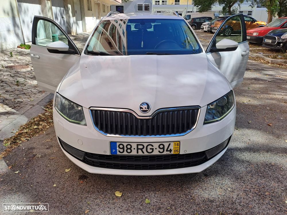 Skoda Octavia Break 1.6 TDi Style DSG - 6