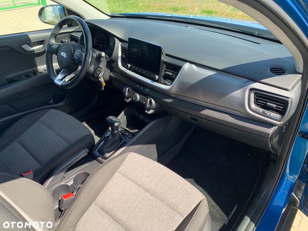 Kia Stonic - 24