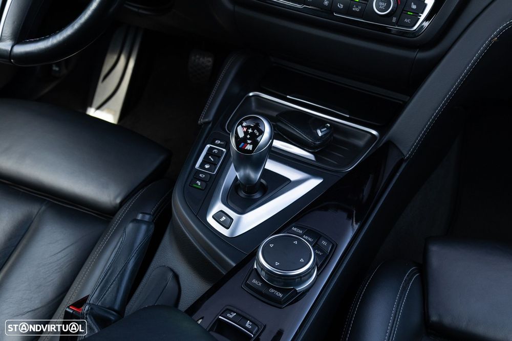 BMW M4 Auto - 22