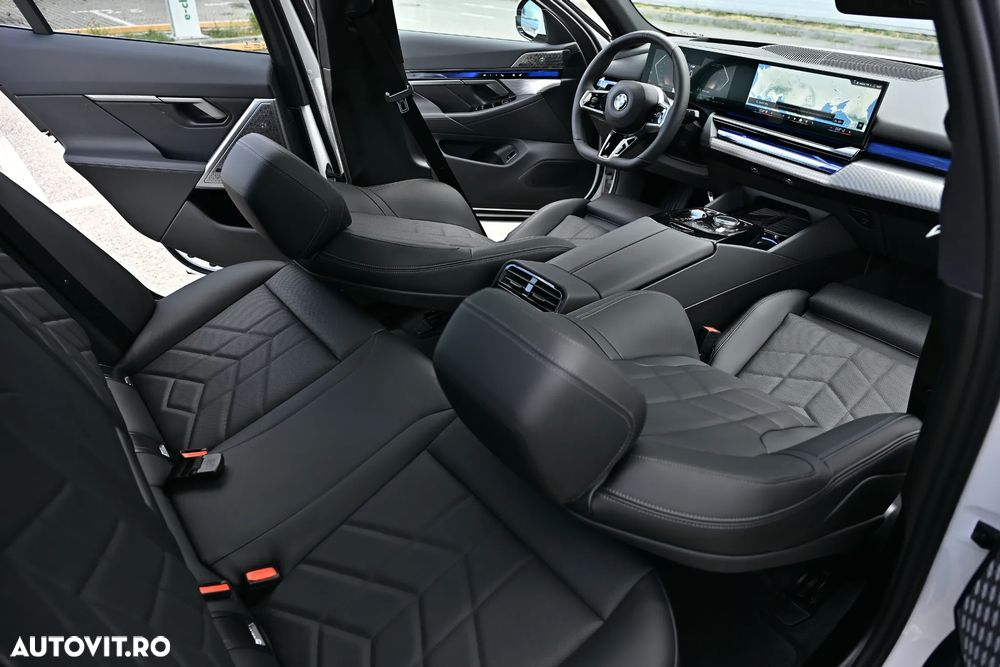 BMW Seria 5 530i xDrive AT - 26