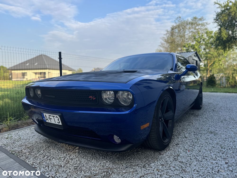 Dodge Challenger - 22