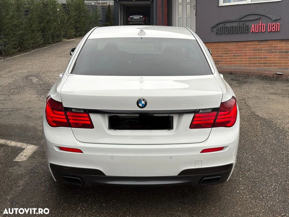 BMW Seria 7 740d - 2