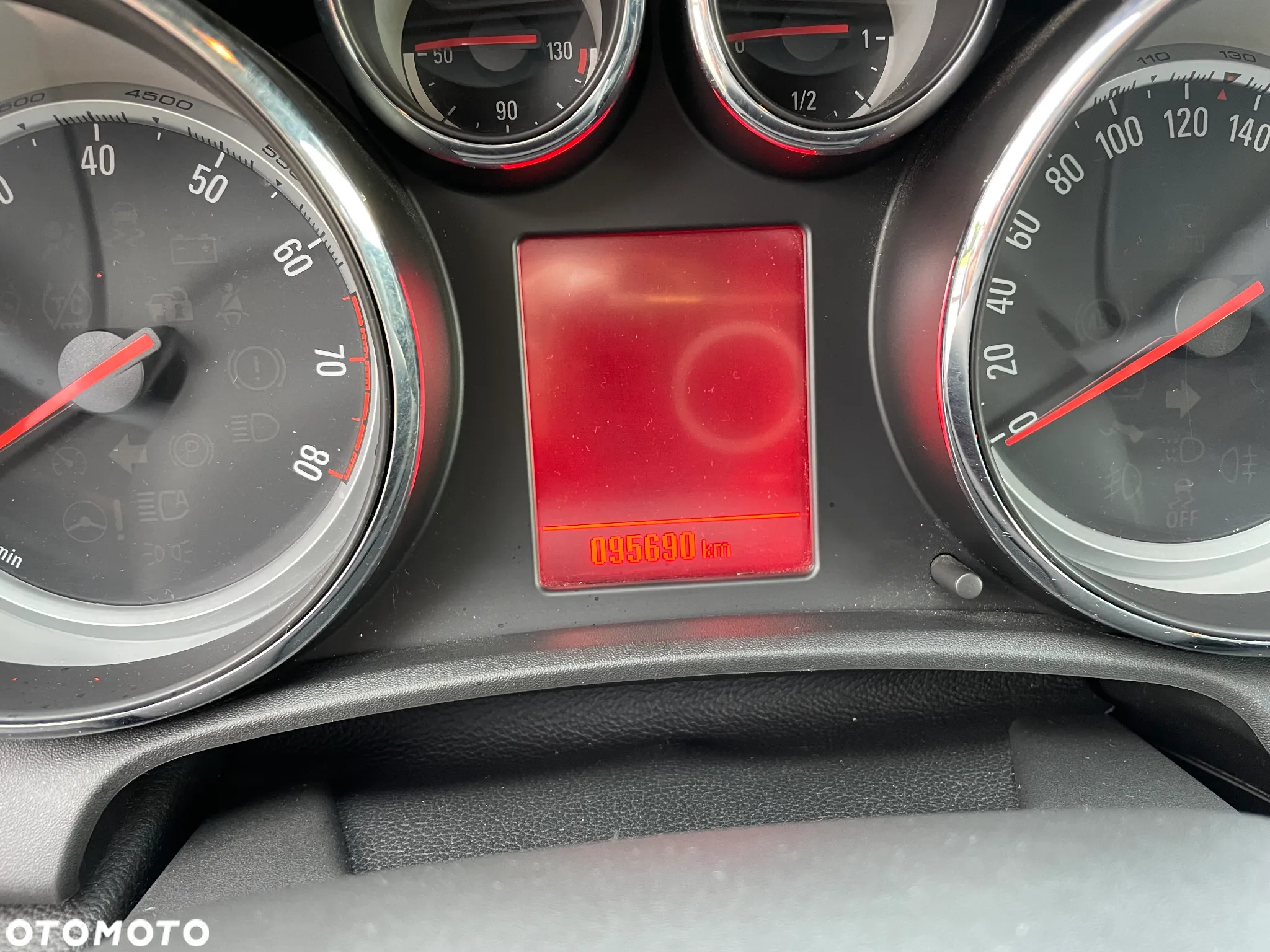 Opel Astra 1.4 Turbo Innovation - 27