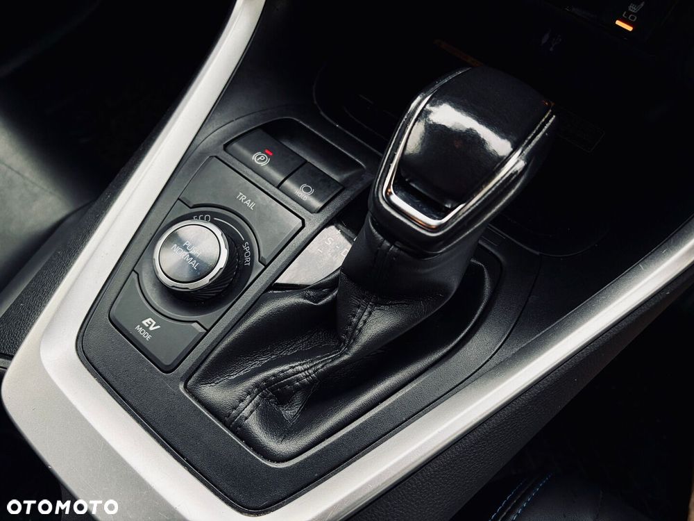 Toyota RAV4 2.5 Hybrid Selection 4x4 - 23