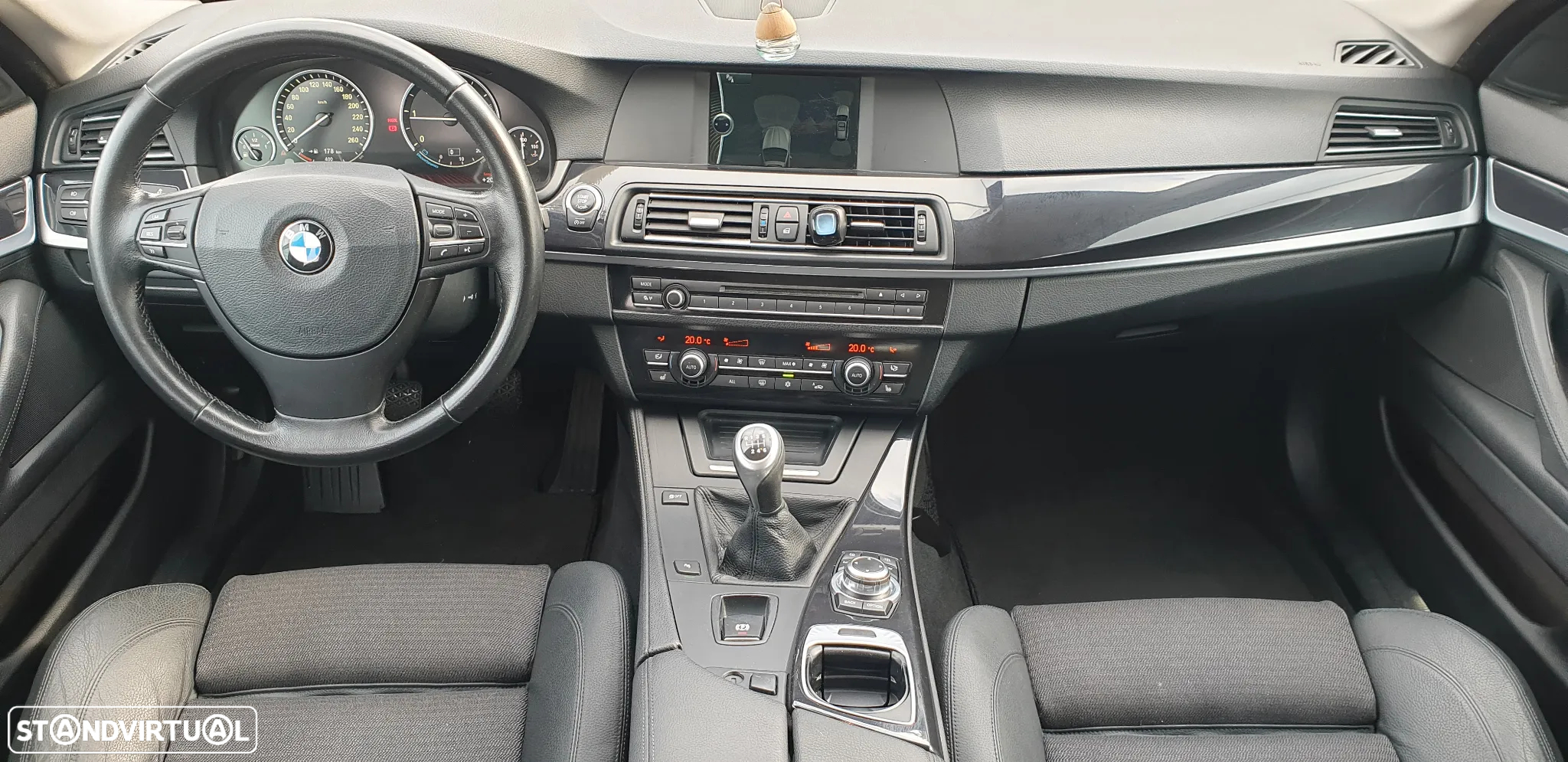BMW 520 d Touring Luxury Line - 12