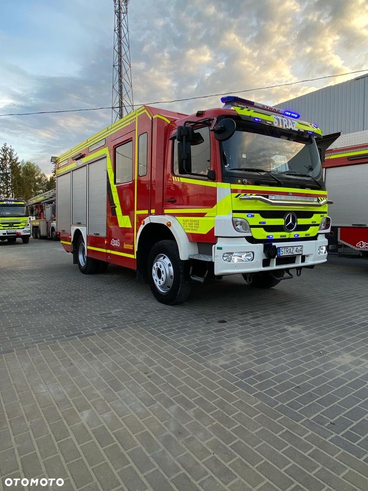 Mercedes-Benz Straż pożarna pojazd pożarniczy MERCEDES ATEGO 4x4 GBA średni terenowy uterenowiony blokady mosty reduktor maszt oświetleniowy - 23
