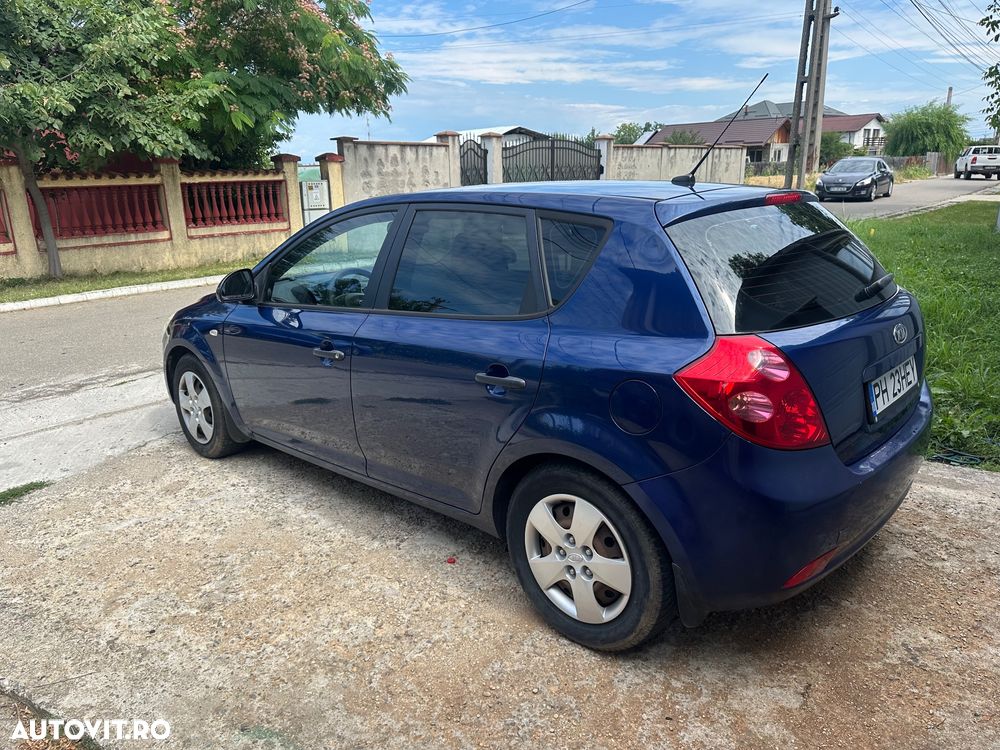 Kia Ceed 1.4 GSL BEST - 2