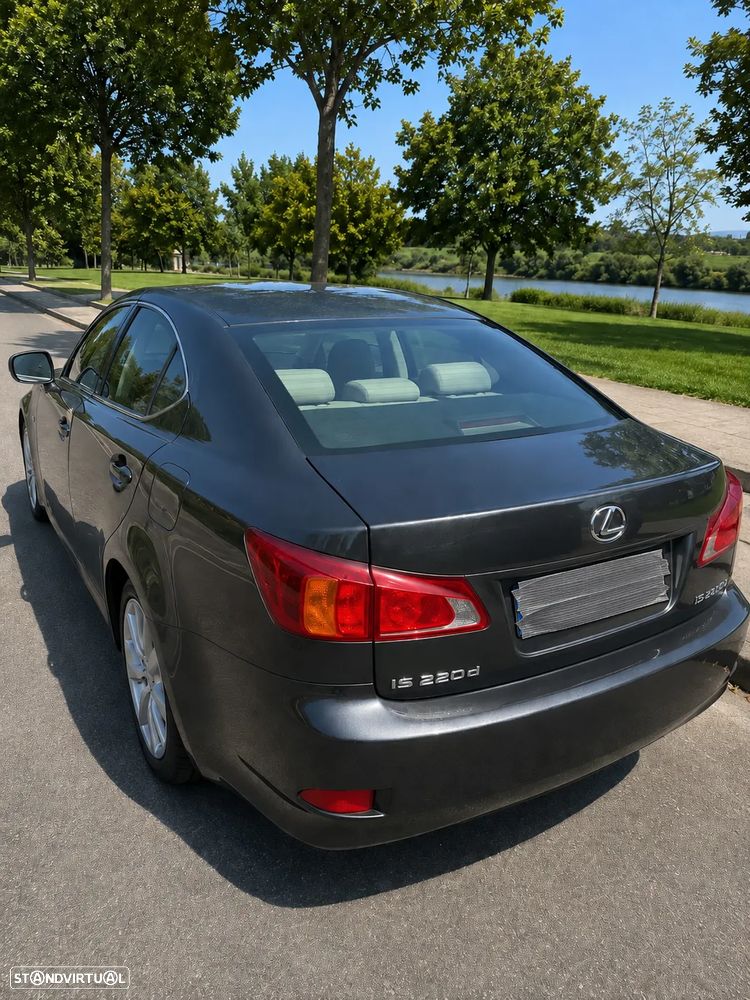 Lexus IS 300 - 2