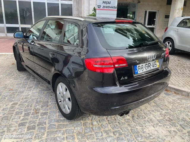 Audi A3 Sportback 1.9 TDi Attraction - 2
