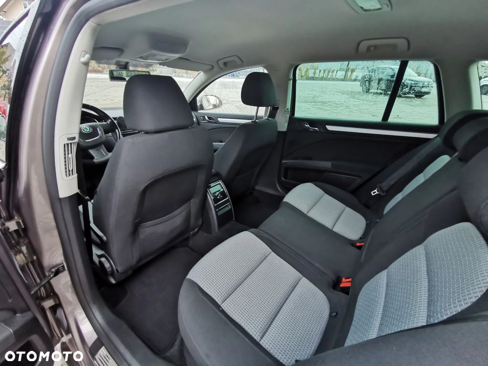 Skoda Superb 2.0 TDI Comfort - 9