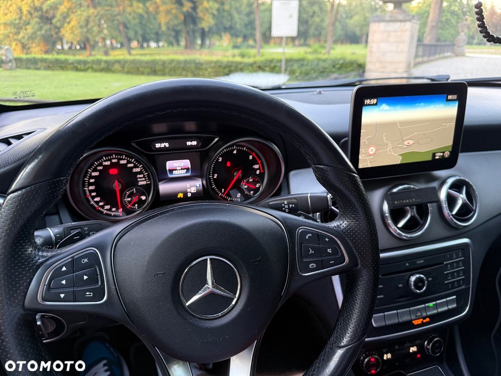 Mercedes-Benz CLA 220 (CDI) d 7G-DCT AMG Line - 14