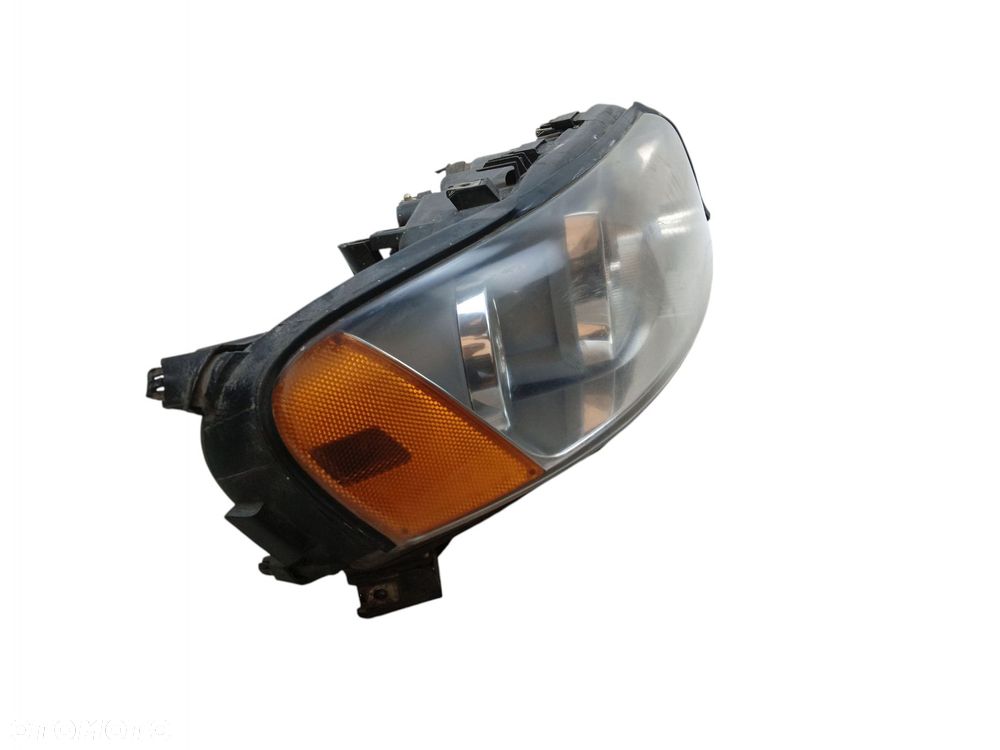 LAMPA REFLEKTOR PRAWY PRZÓD VOLVO XC70 I LIFT S60 I V70 II (04–07) 30698836 - 4