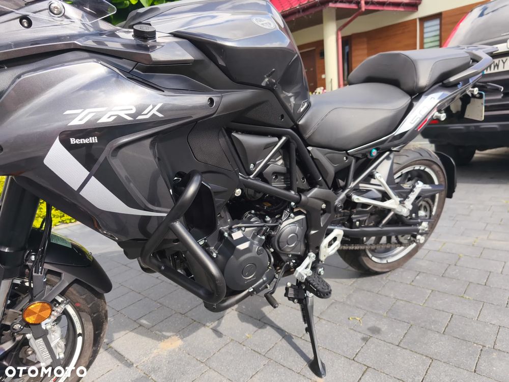 Benelli TRK 502 - 4