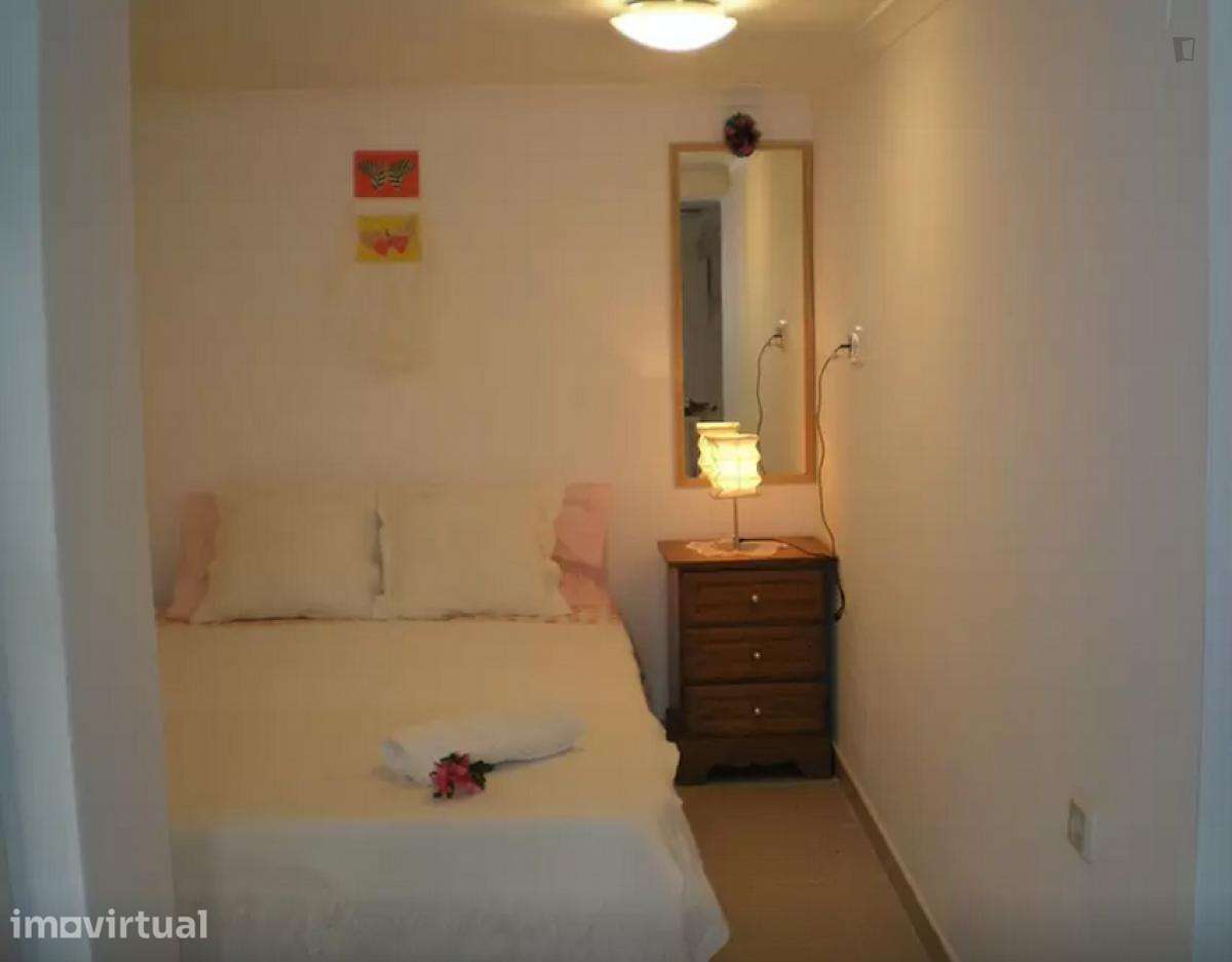 Apartamento com 1 quartos - localizado em Sé Lisbon - Grande imagem: 5/18