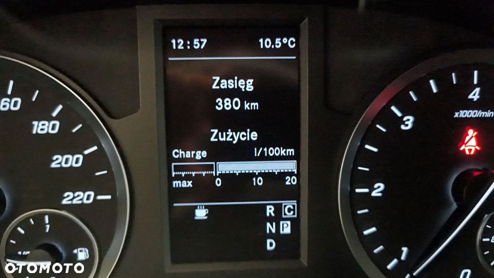 Mercedes-Benz Vito - 26