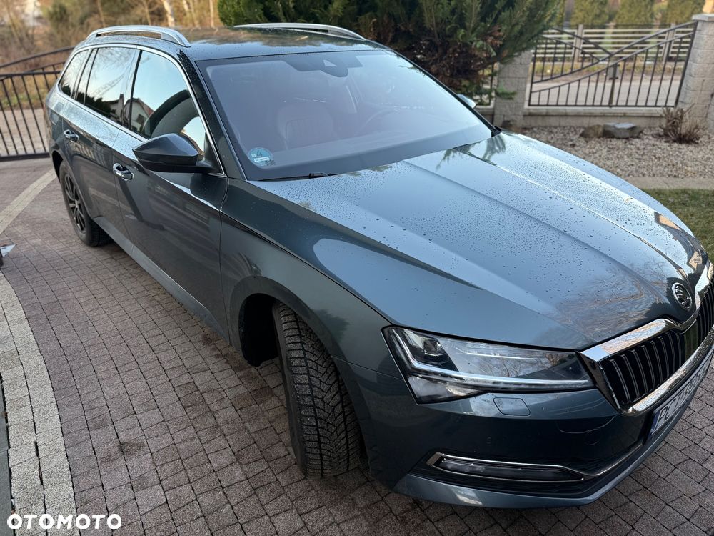 Skoda Superb 2.0 TDI DSG Premium Edition - 16