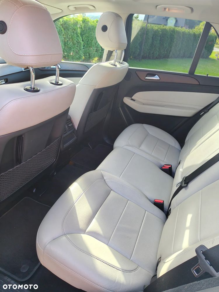 Mercedes-Benz GLE 350 d 4-Matic - 10