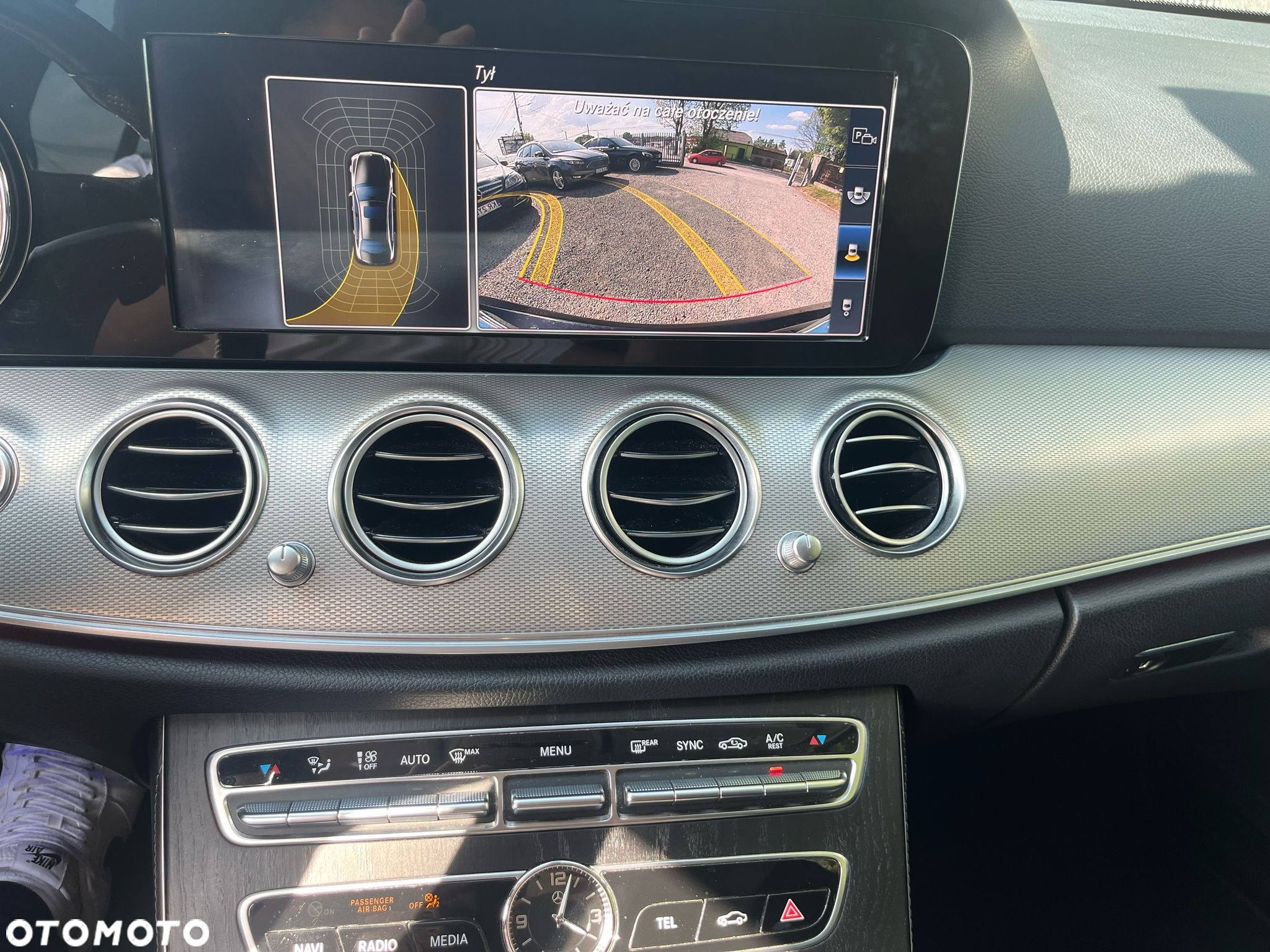 Mercedes-Benz Klasa E 220 d 9G-TRONIC AMG Line - 18