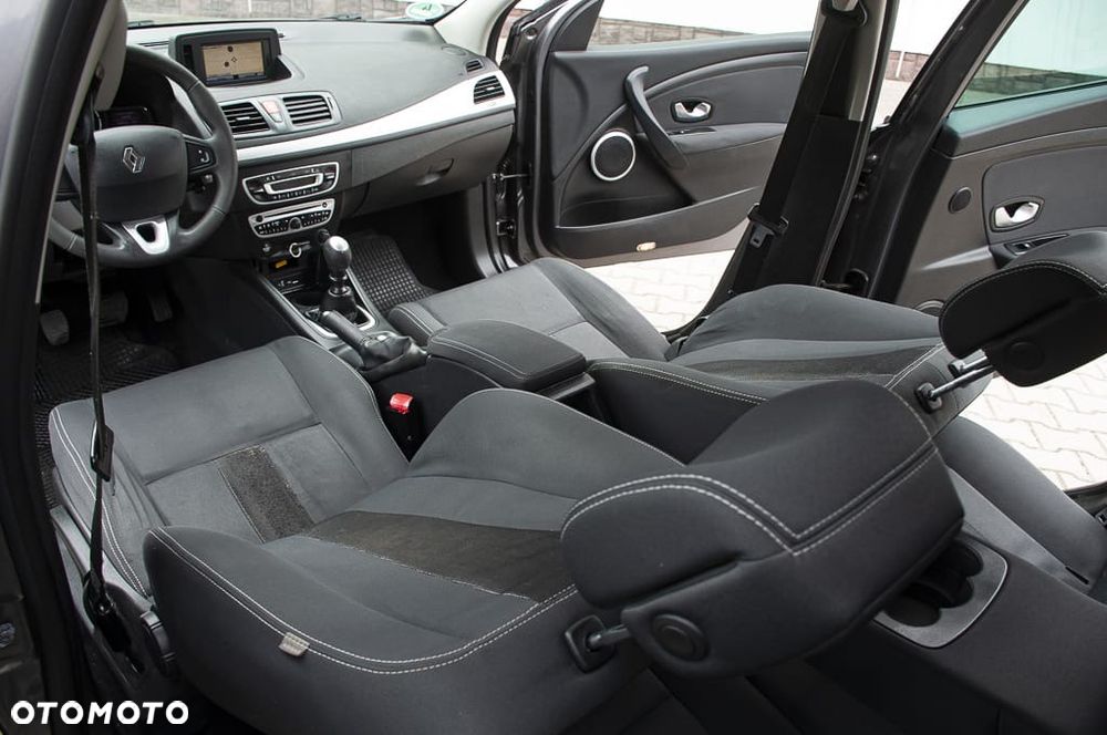 Renault Megane TCe 180 Luxe - 23