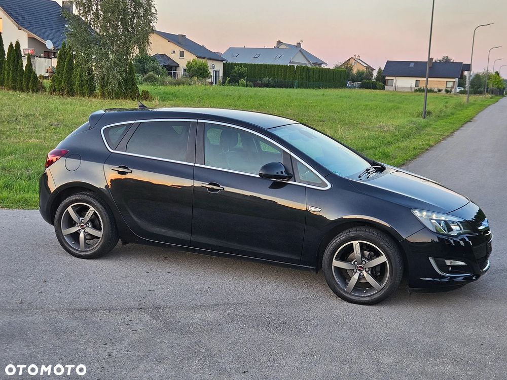 Opel Astra 1.4 T Cosmo - 13