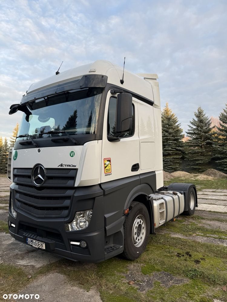 Mercedes-Benz ACTROS - 1