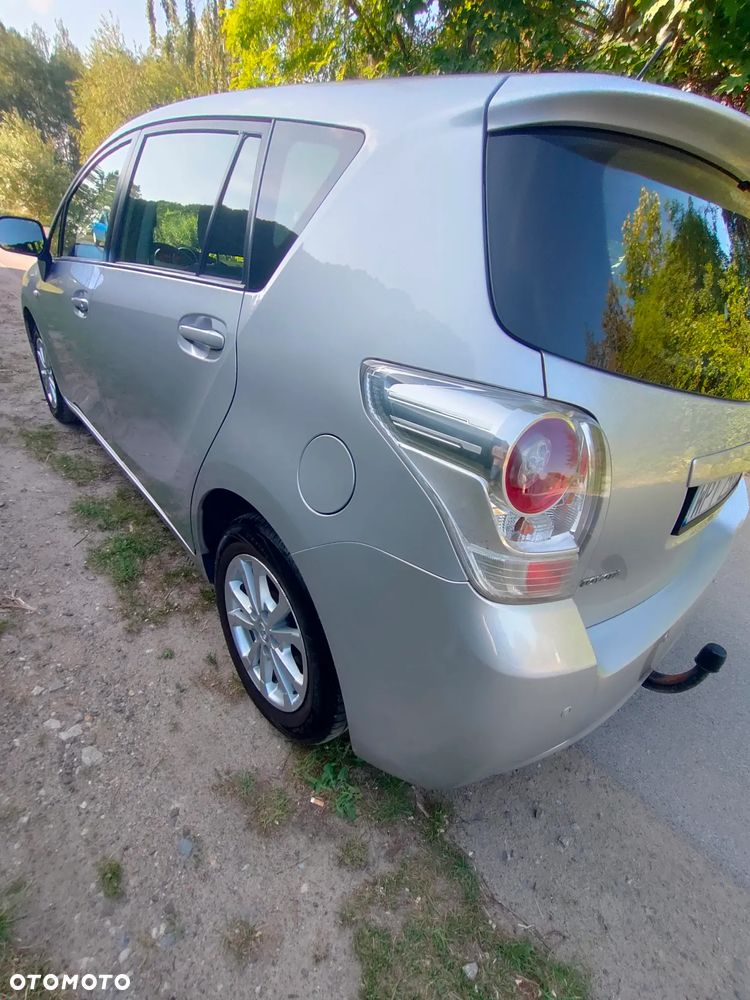 Toyota Verso 1.8 Edition - 12