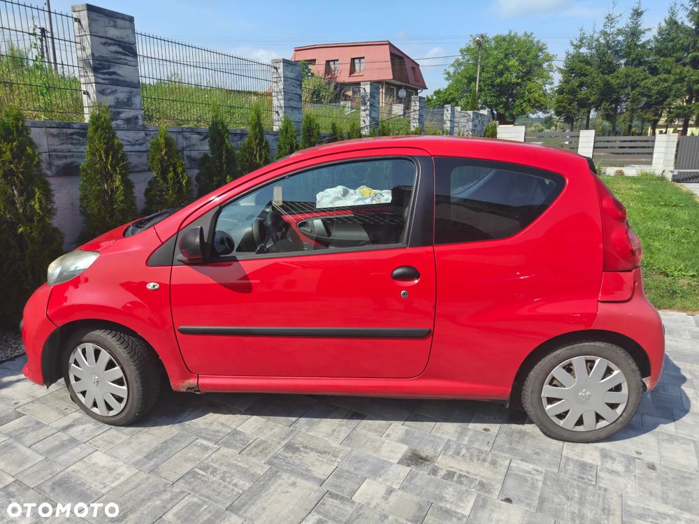 Peugeot 107 1.0 Happy - 2