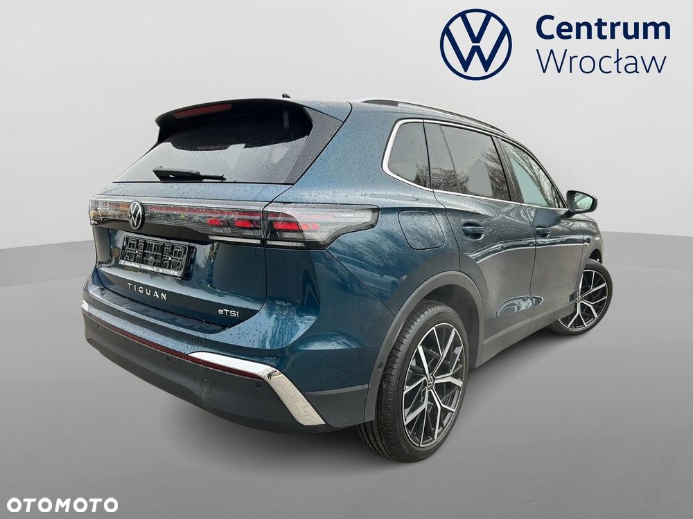 Volkswagen Tiguan - 9