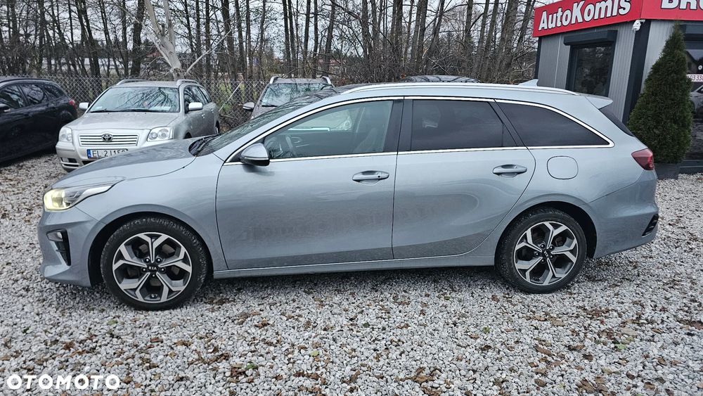 Kia Ceed SW 1.6 CRDi Spirit - 3
