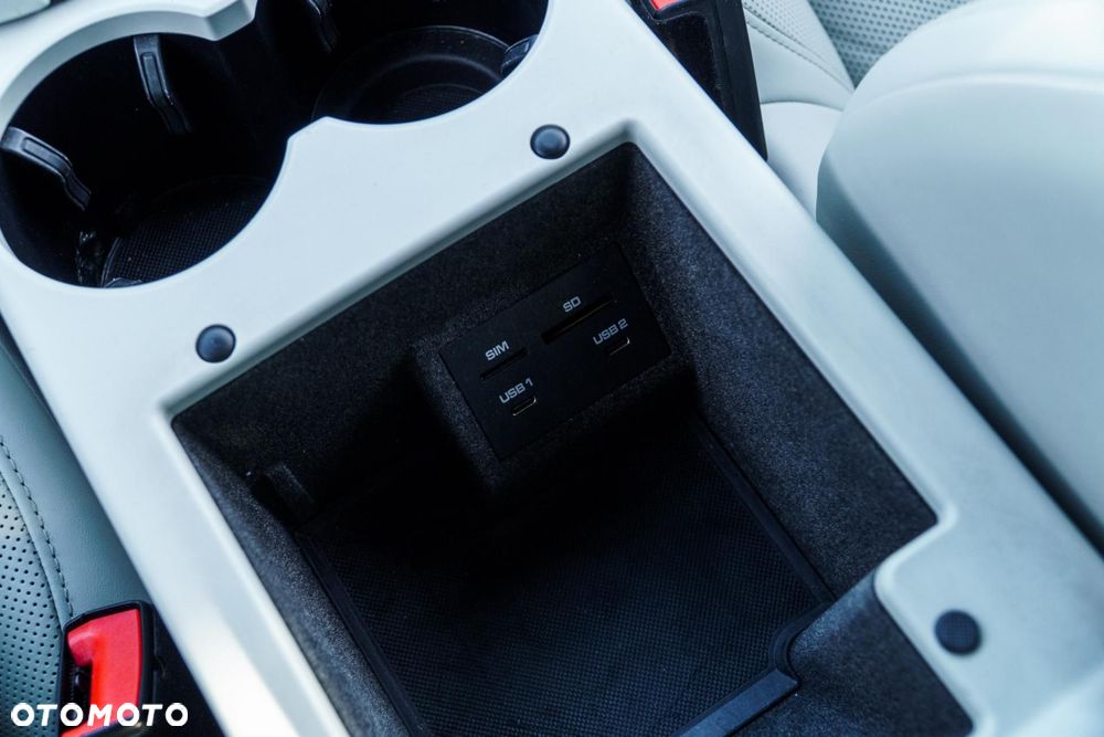 Porsche Macan Standard - 26