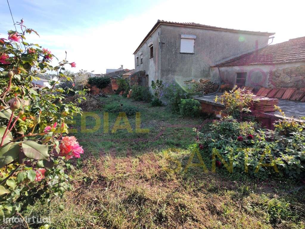 Moradia com anexos, lojas e terreno- Serra do Carvalho-Coimbra - Grande imagem: 2/28