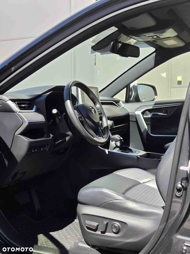 Toyota RAV4 - 29