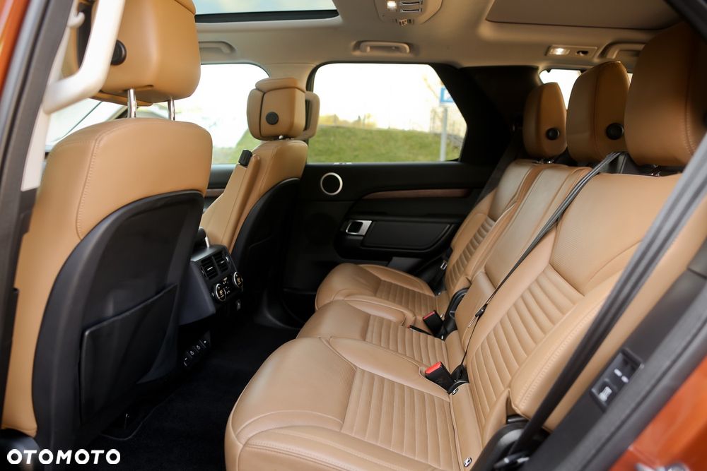 Land Rover Discovery D250 HSE - 16