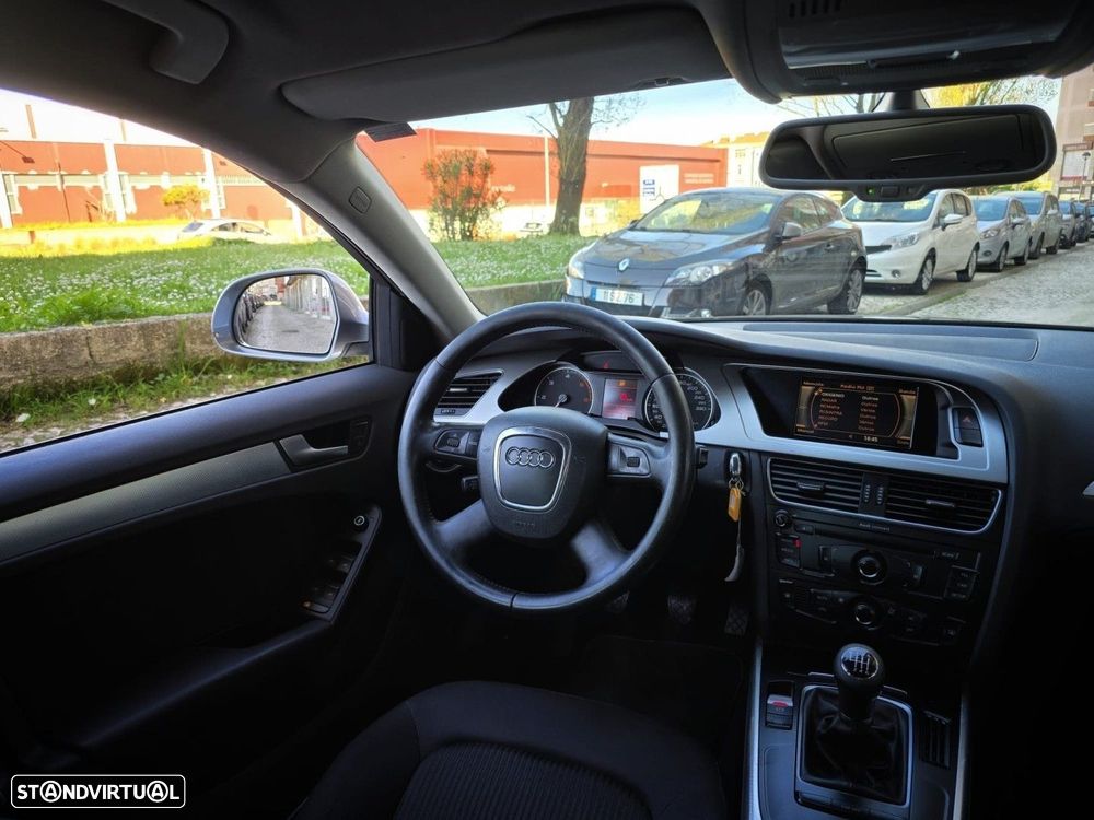 Audi A4 Avant 2.0 TDI - 17