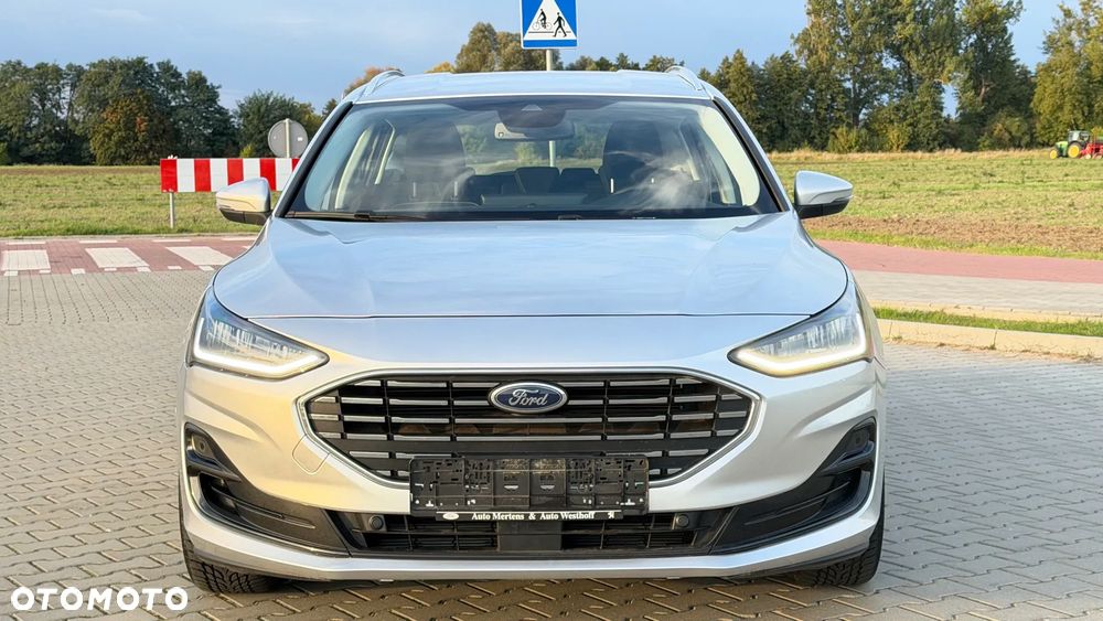 Ford Focus 2023 photo 2