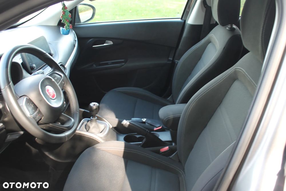 Fiat Tipo 1.4 T-Jet 16v Lounge - 10