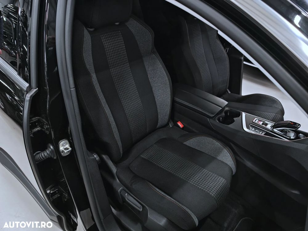 Peugeot 5008 PureTech 130 EAT8 Stop & Start Allure - 9