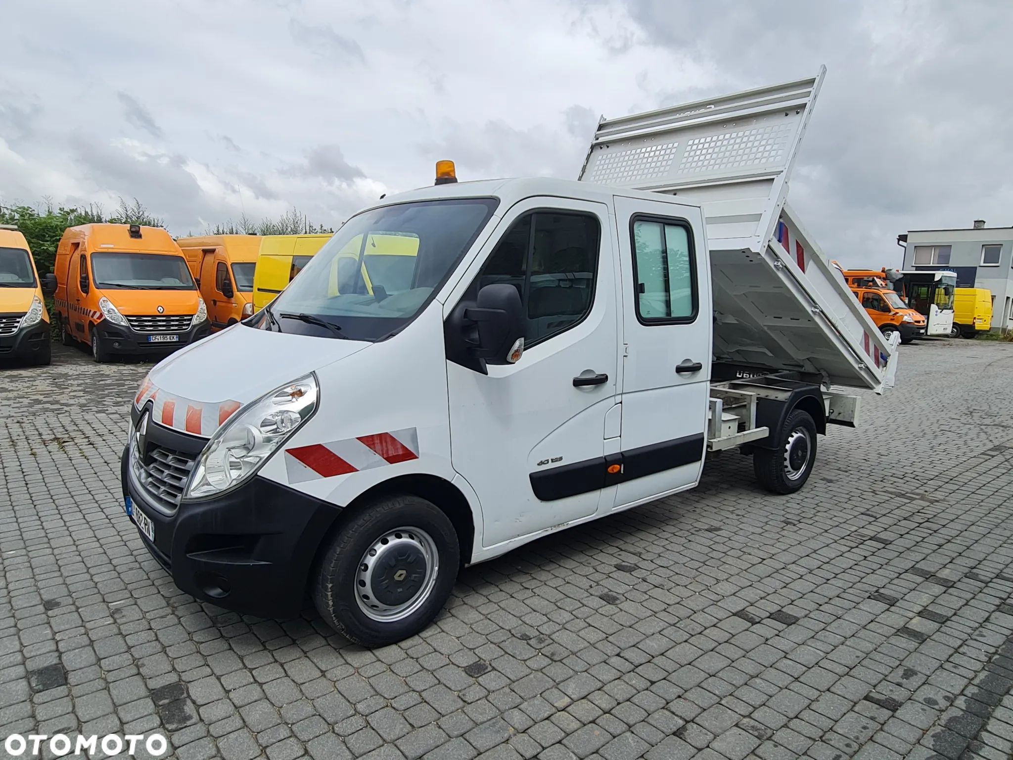 Renault Master Wywrotka 2016 r. Klima Brygadówka LIFT - 1